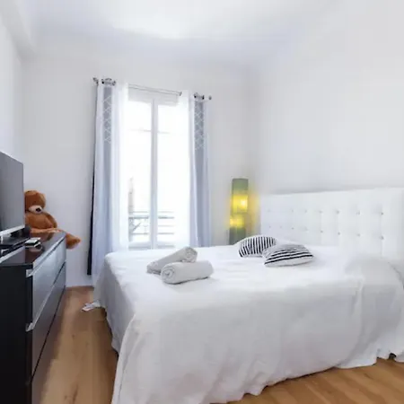 Central Flat With Beautiful View And Balcony Apartment Nice